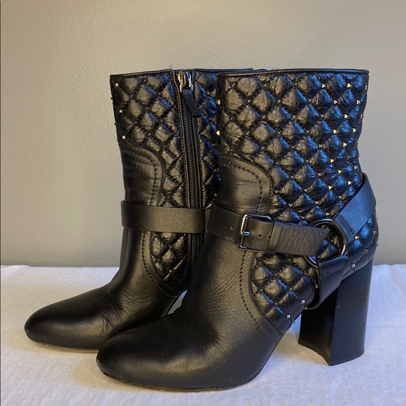 Valentino Garavani 'Rockstud' Spiked Black Leather Heeled Boots (EU 37 / US 7)
